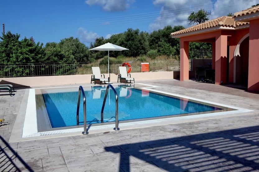 Provenzo And Meliti Villas Lourdata  Exterior foto